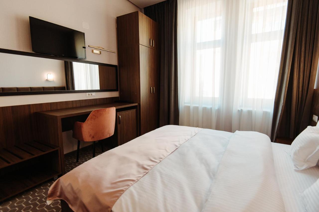 Roa Guesthouse Blaj Екстериор снимка